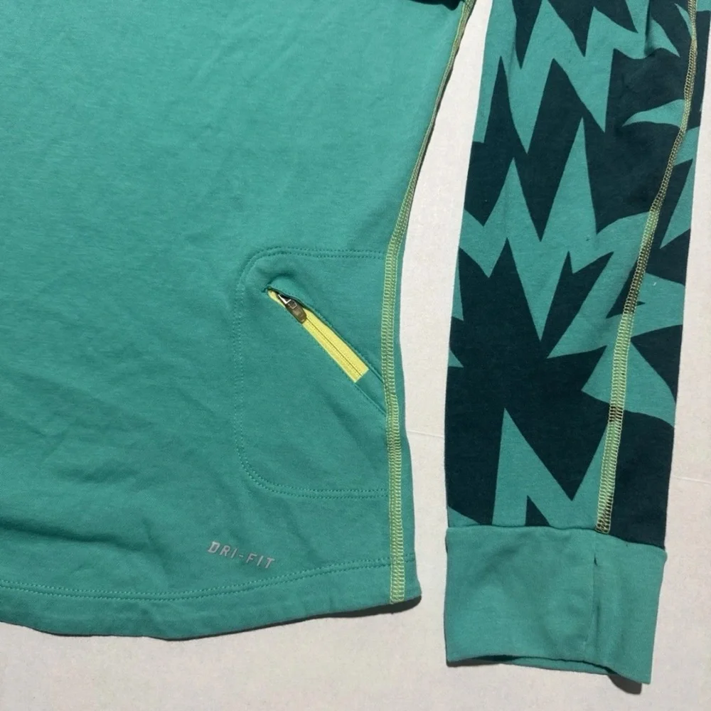 Nike Dri-Fit Vented Thin‎ Hooded Workout Jacket, Green, Small #797